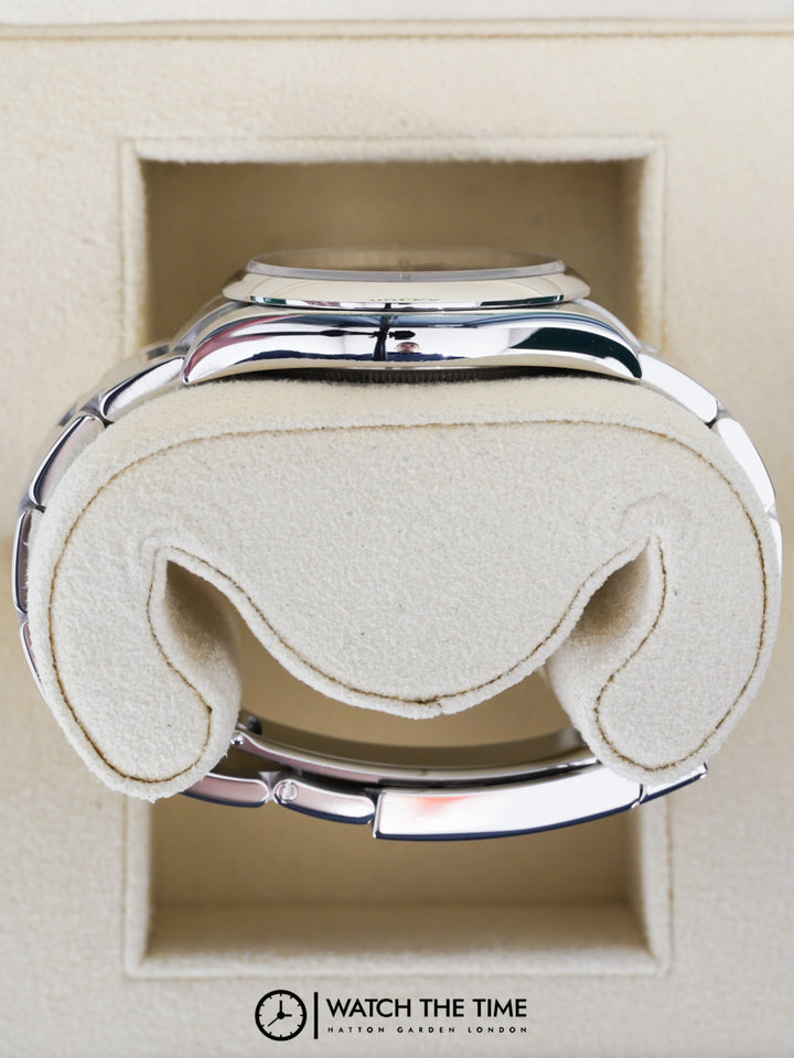 Rolex Oyster Perpetual 126000 Black 36