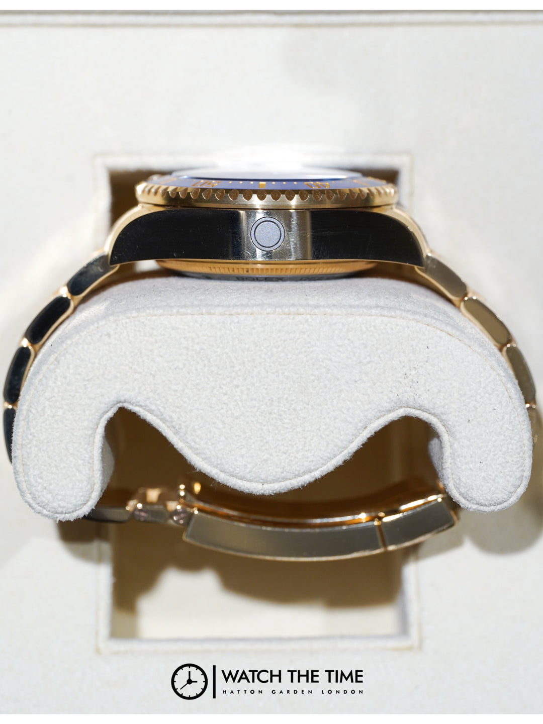 Rolex Deep-Sea 44 Blue Dial Yellow Gold - 136668LB - 2024