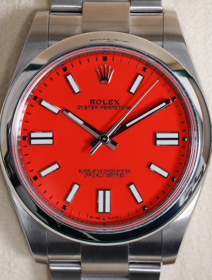 Rolex Oyster Perpetual Red Stainless Steel 41 mm - 124300 - 2021