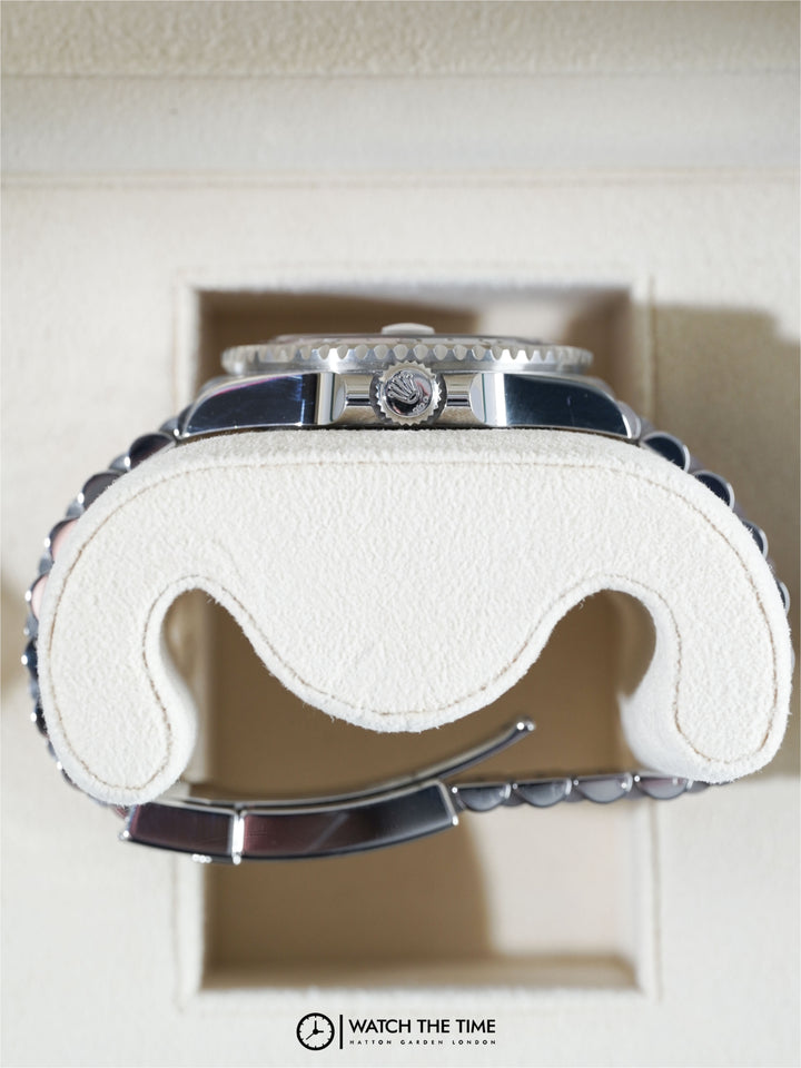 Rolex GMT-Master II 126710BLRO - 2018