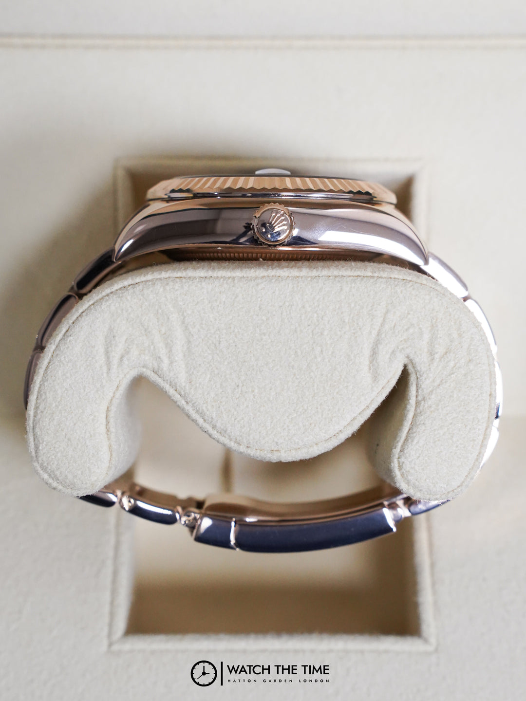 Rolex SkyDweller Chocolate Rose Gold 42 mm - 326935 - 2020