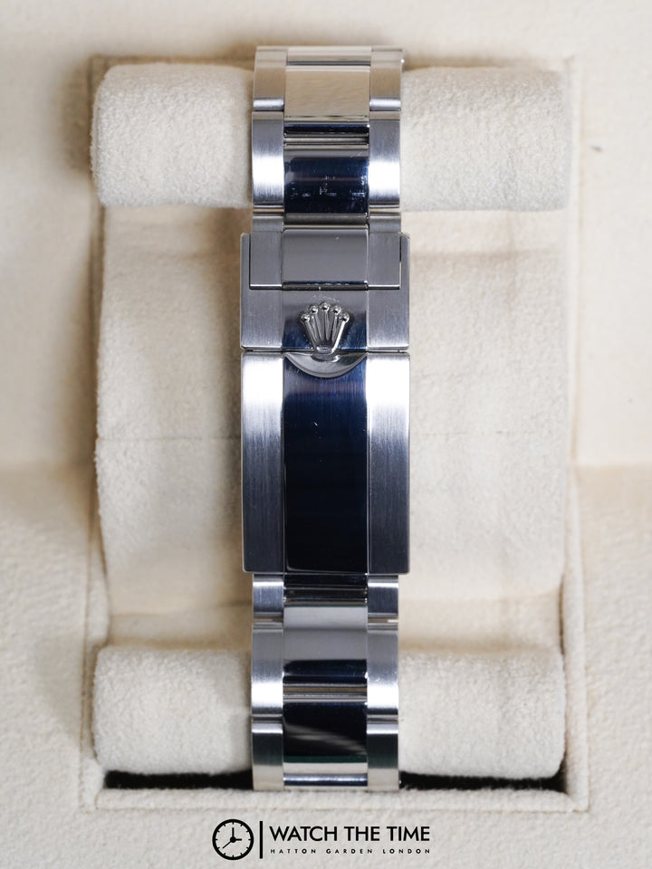 Rolex Daytona "PANDA" White Chronograph Stainless Steel 40mm - 116500LN - 2022