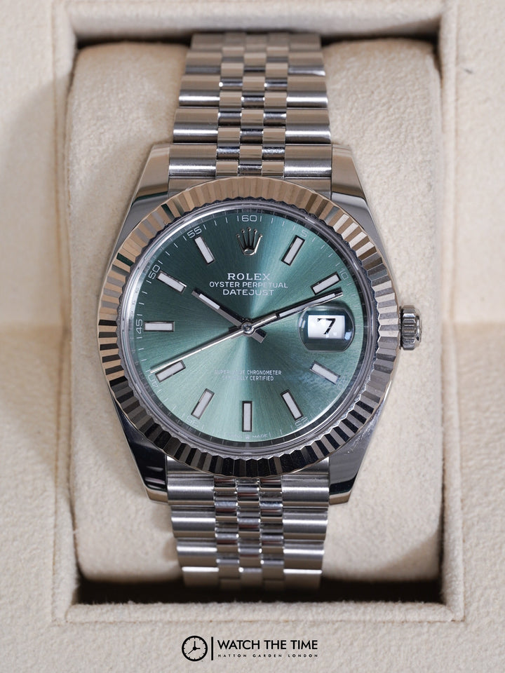 Rolex Datejust 41 Mint Stainless Steel 41 mm - 126334 - 2023