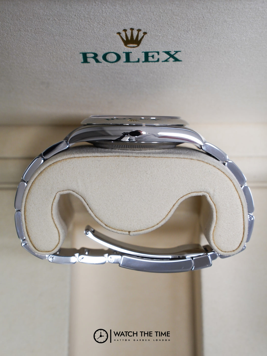 Rolex Oyster Perpetual Red Stainless Steel 41 mm - 124300 - 2021