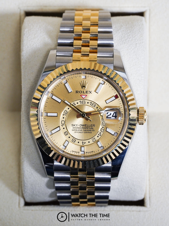 Rolex SkyDweller Champagne Stainless Steel Yellow Gold 42 mm - 336933 - 2024