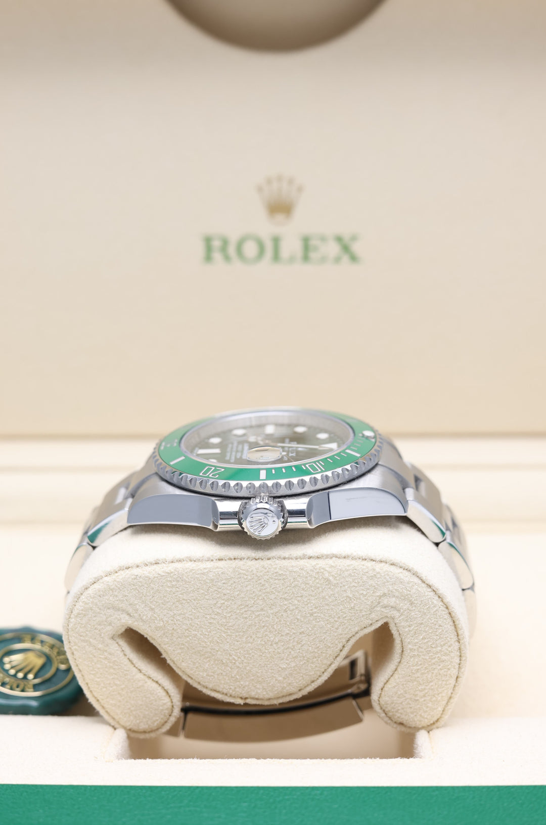 Rolex Submariner "Hulk" Stainless Steel - 116610LV