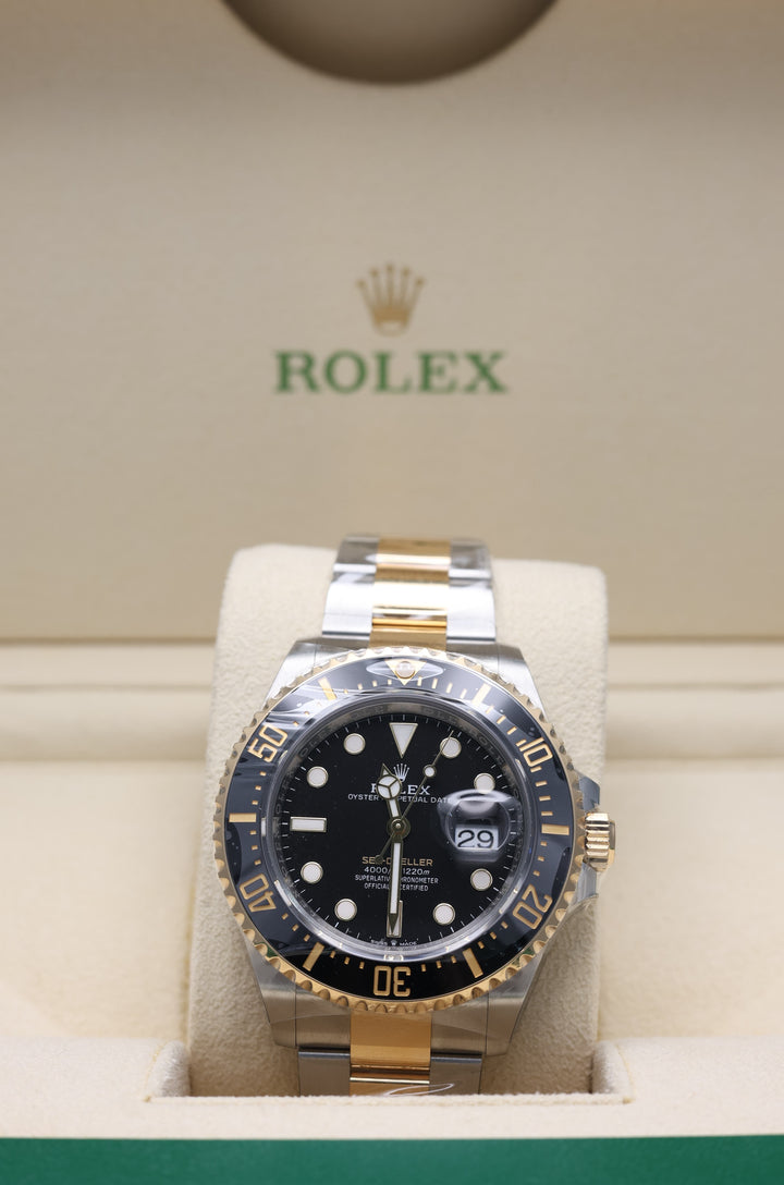 Rolex Sea-Dweller Black Stainless Steel & Yellow Gold 43mm - 126603