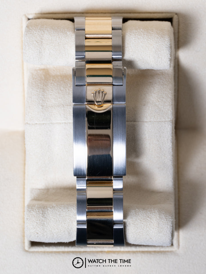 Rolex GMT-Master II 116713LN - 2010