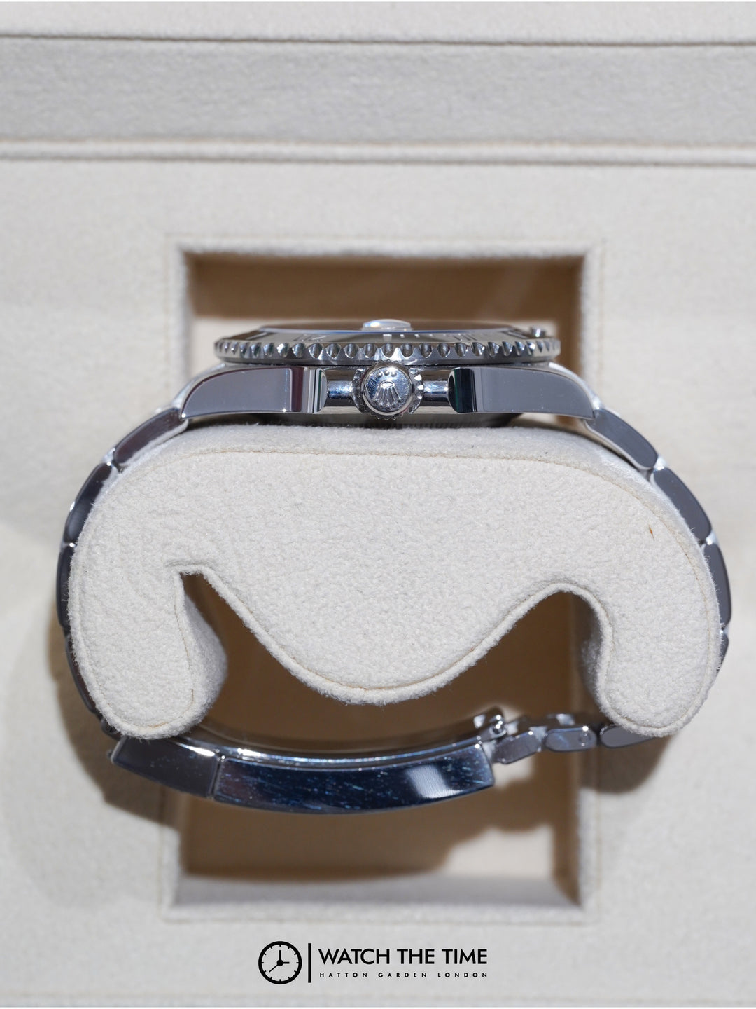 Rolex Submariner 126610LN - 2023