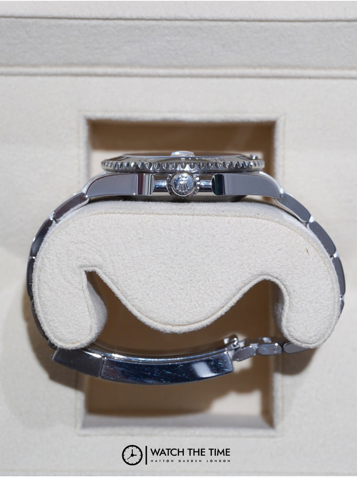 Rolex Submariner 126610LN - 2023