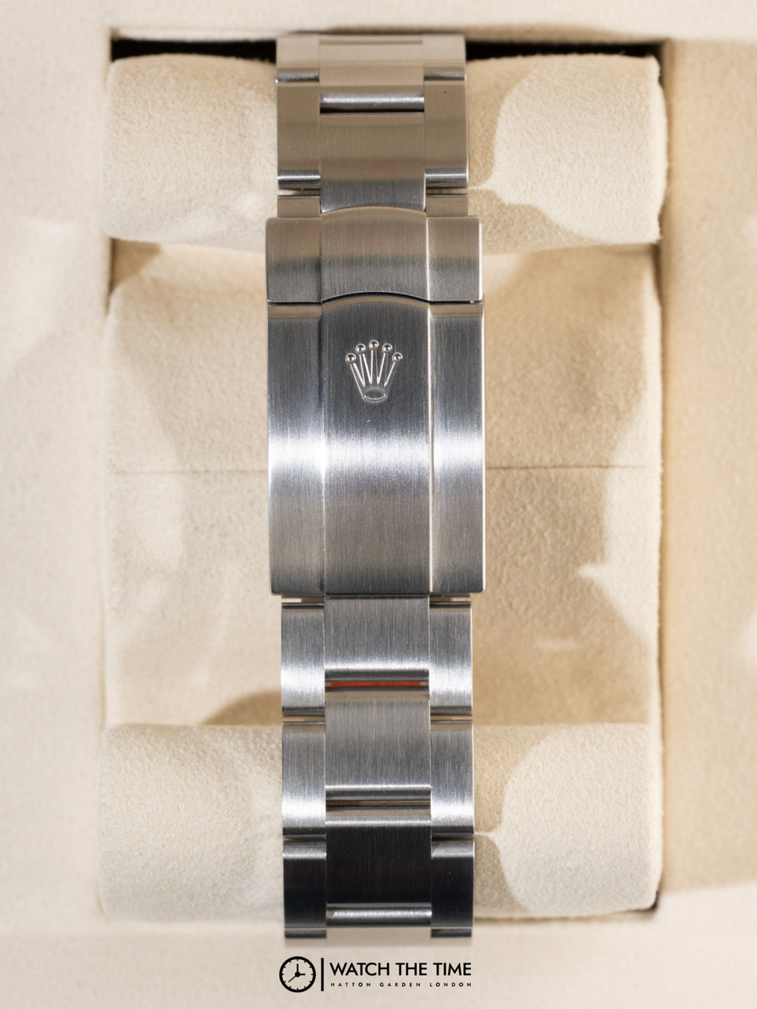 Rolex Oyster Perpetual 134300 - 2025