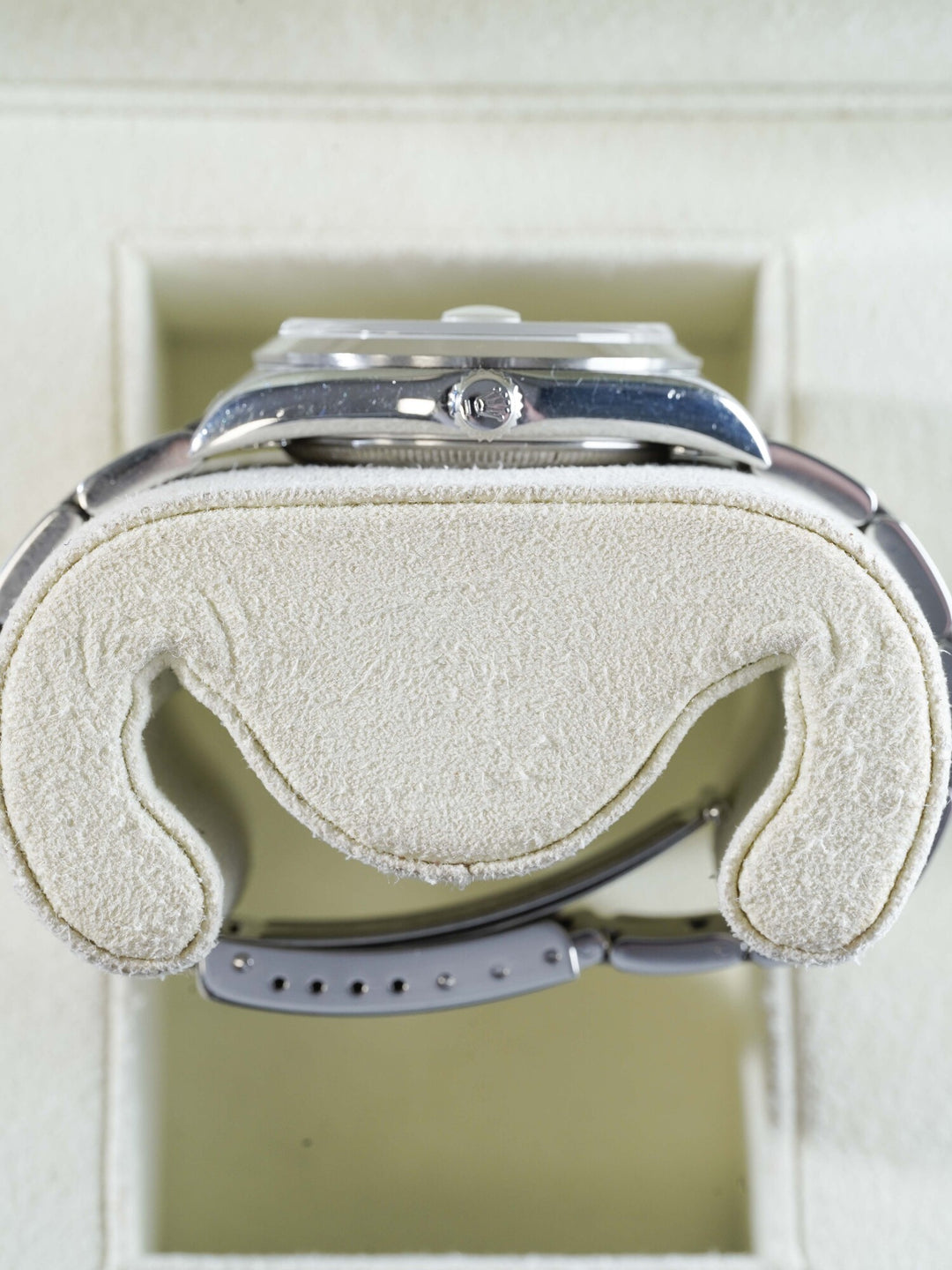 Rolex Oyster Perpetual Date 15200