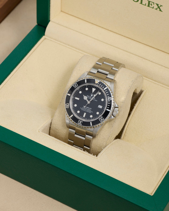 Rolex Sea-Dweller Black Stainless Steel 1992 - 16600