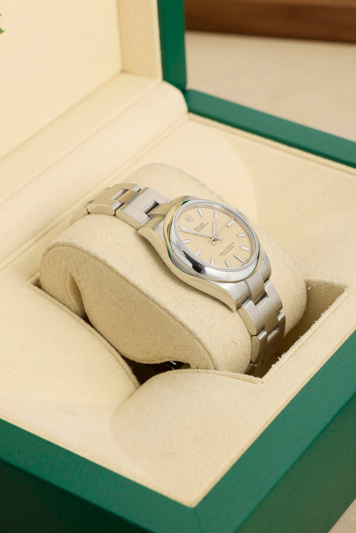 Rolex Oyster Perpetual 31 Beige Stainless Steel  2025 - 277200
