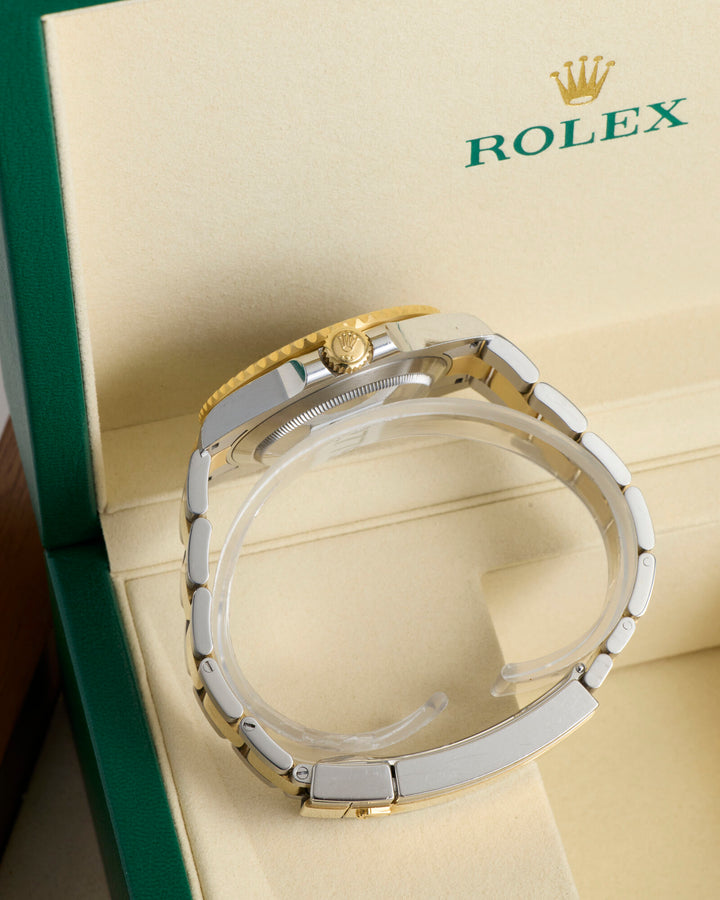 Rolex Submariner 41 Black Stainless Steel & Yellow Gold 2021 - 126613LN