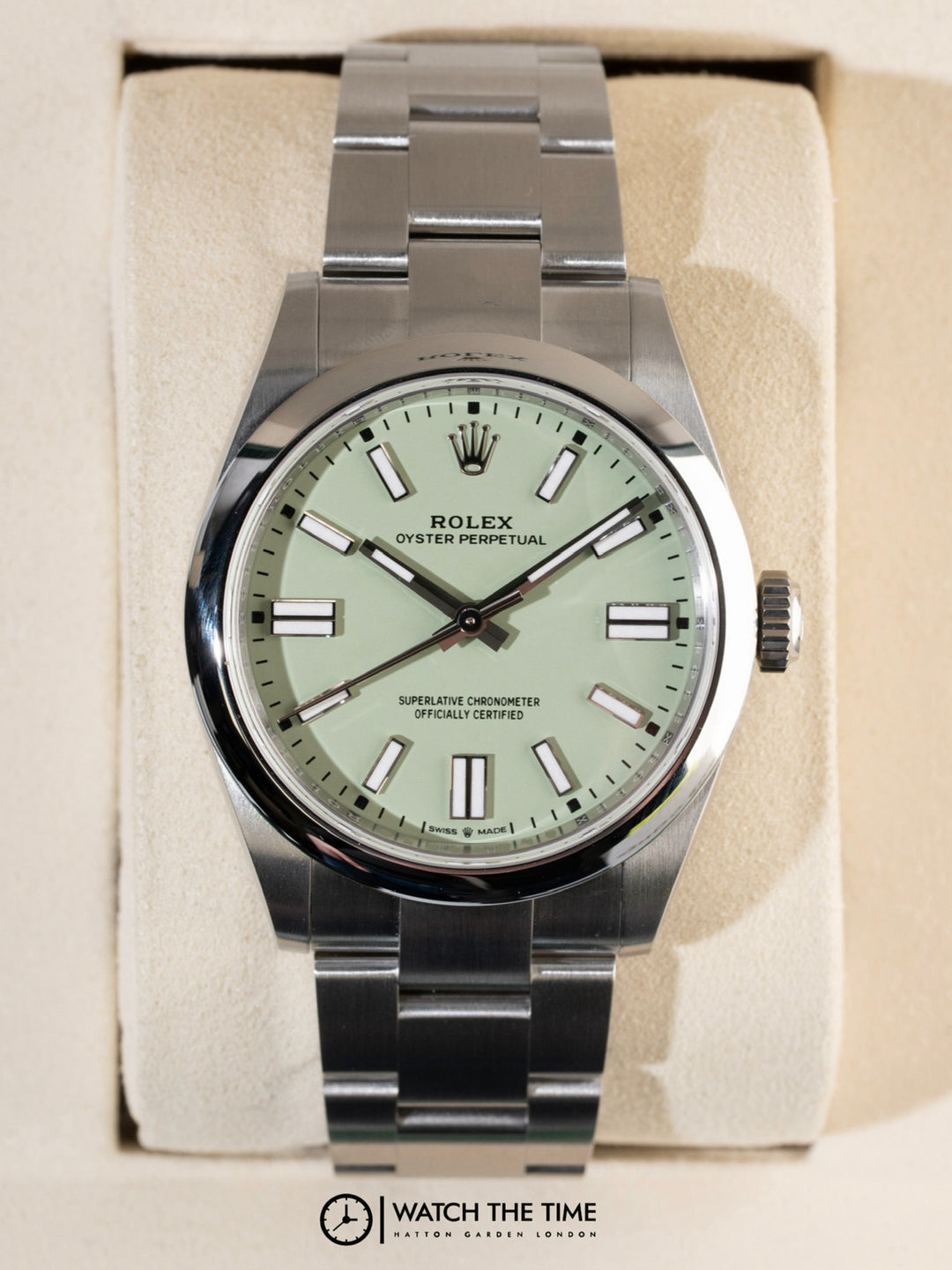 Rolex Oyster Perpetual 134300 - 2025