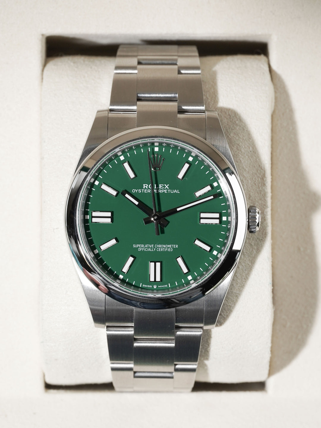 Rolex Oyster Perpetual 134300 - 2025