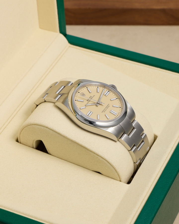 Rolex Oyster Perpetual 41 Beige Stainless Steel 2025 - 134300