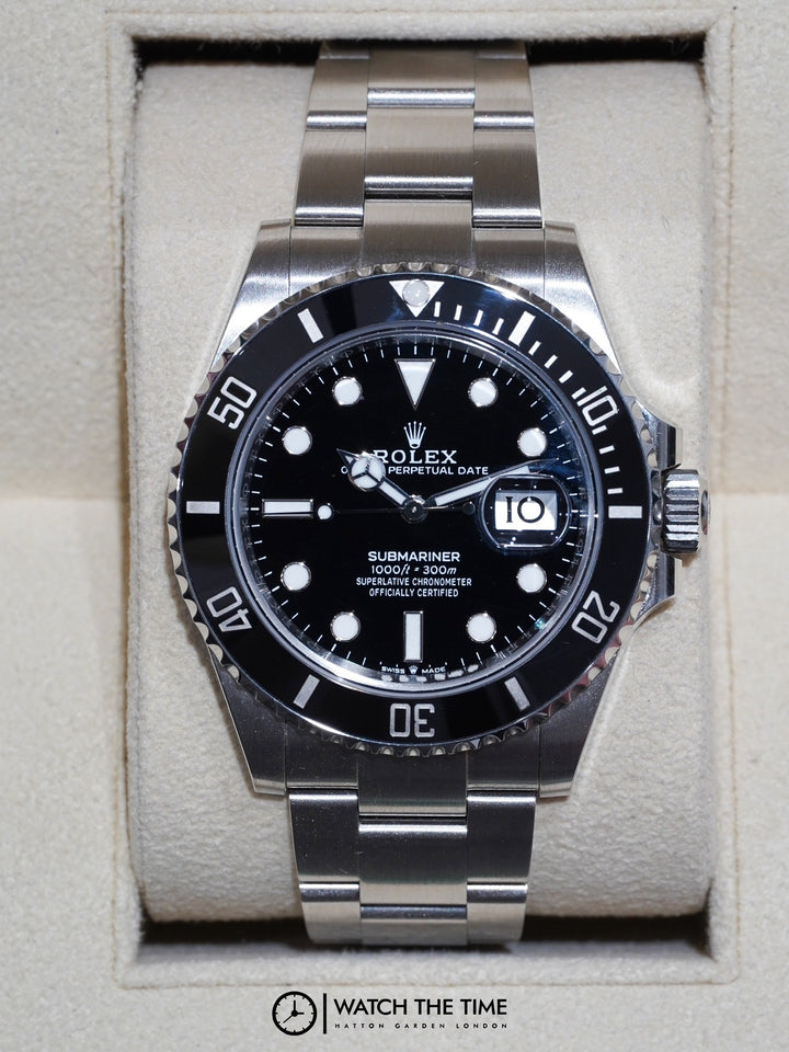 Rolex Submariner 126610LN - 2023