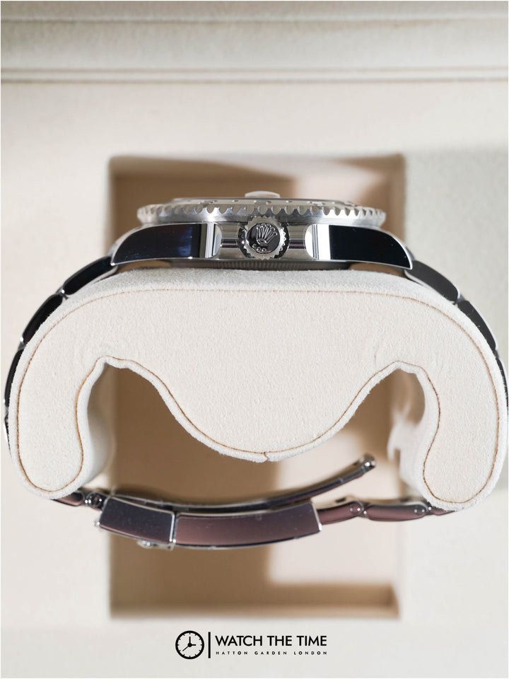 Rolex GMT Master II 126710GRNR - 2025