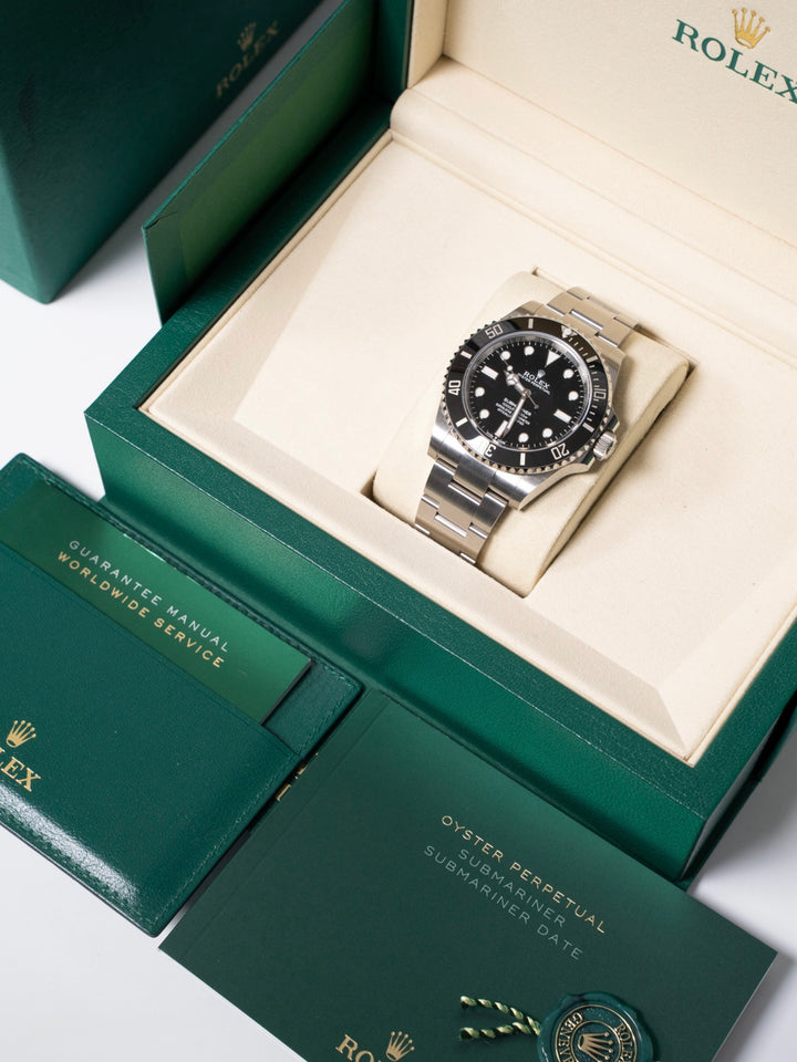 Rolex Submariner 124060 - 2025