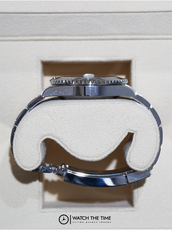 Rolex Submariner 126610LN - 2023