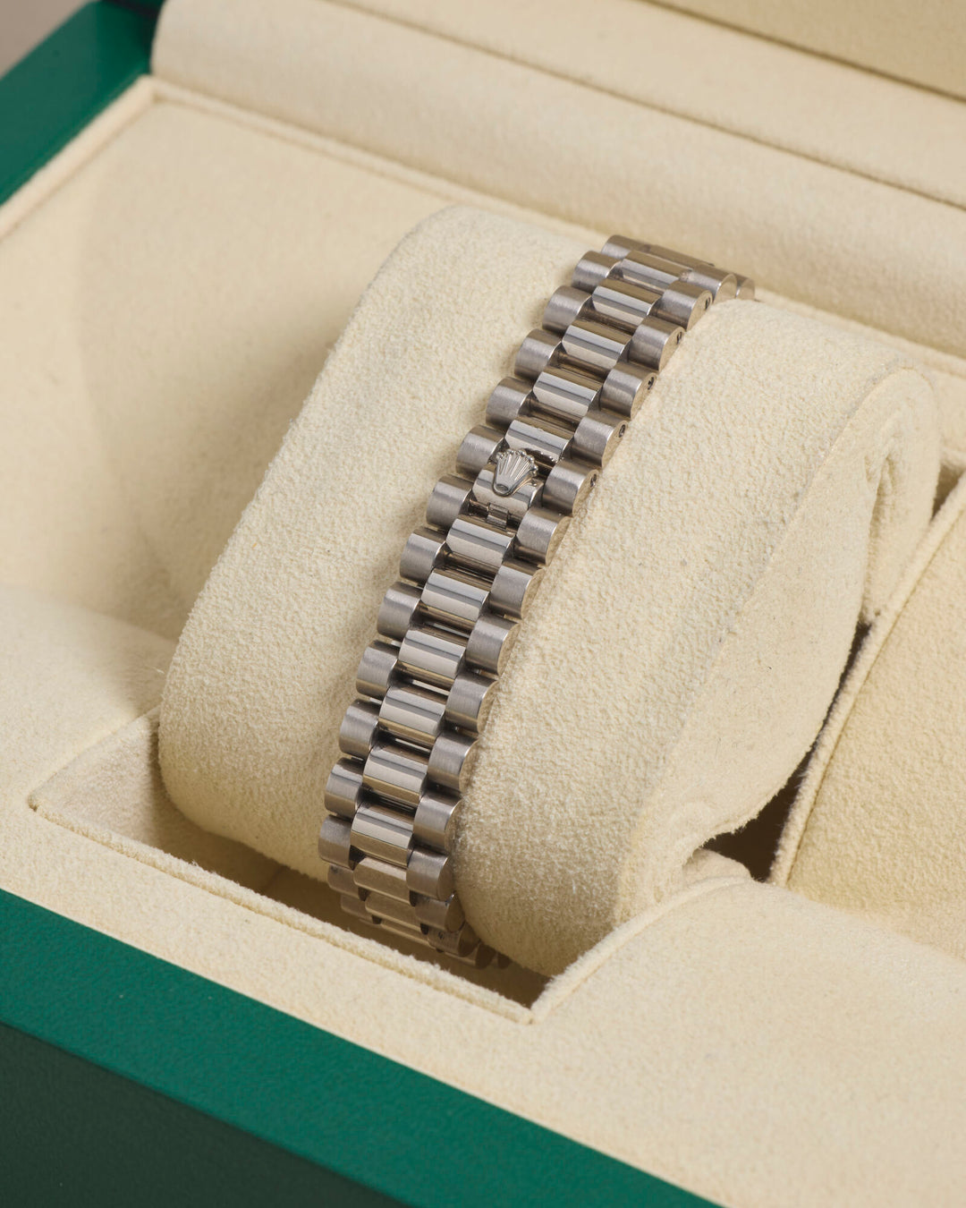 Rolex Datejust 26 Mother Of Pearl Roman White Gold 2022 - 179179
