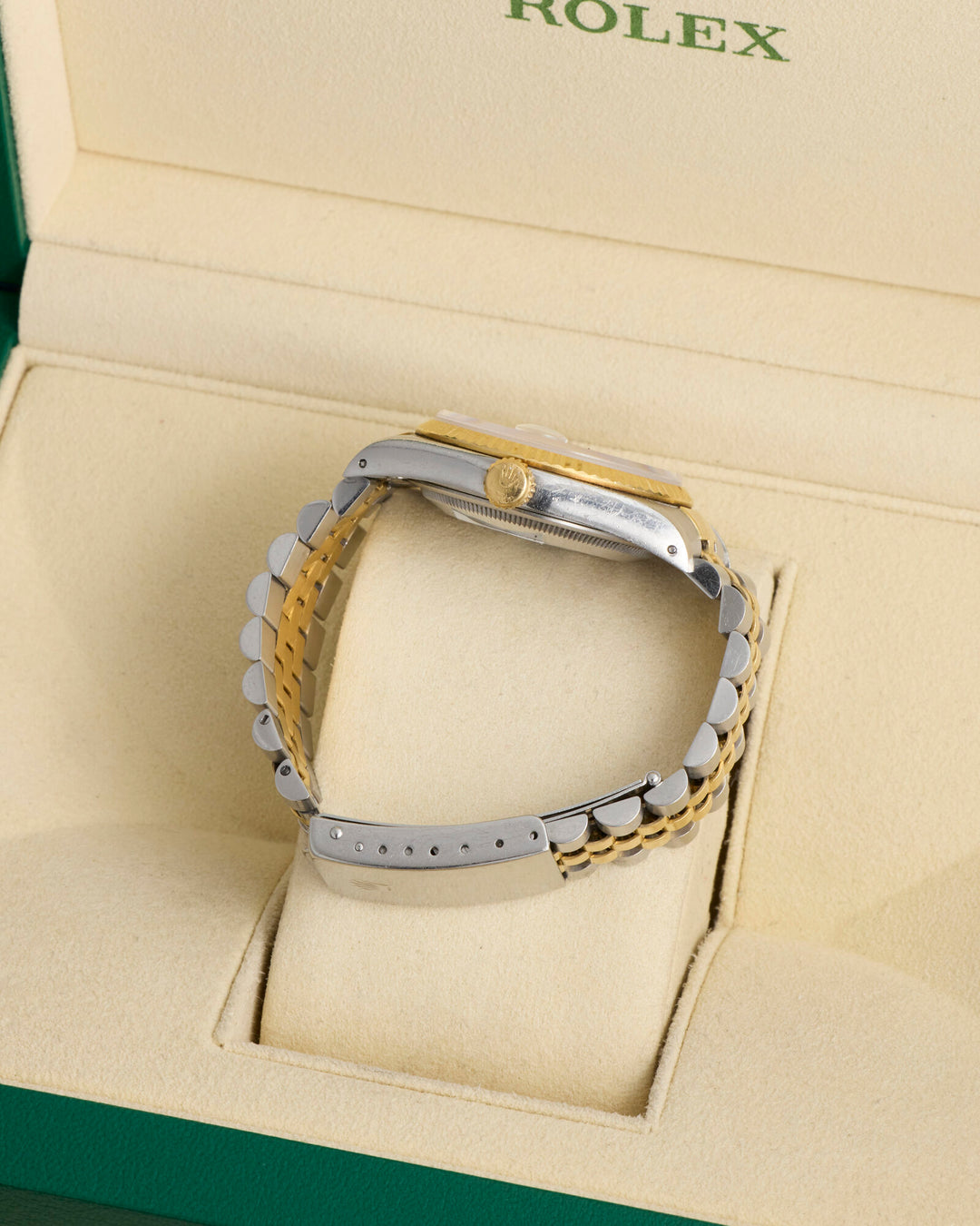 Rolex Datejust 36 Black Diamond Stainless Steel Yellow Gold 1994 - 16233