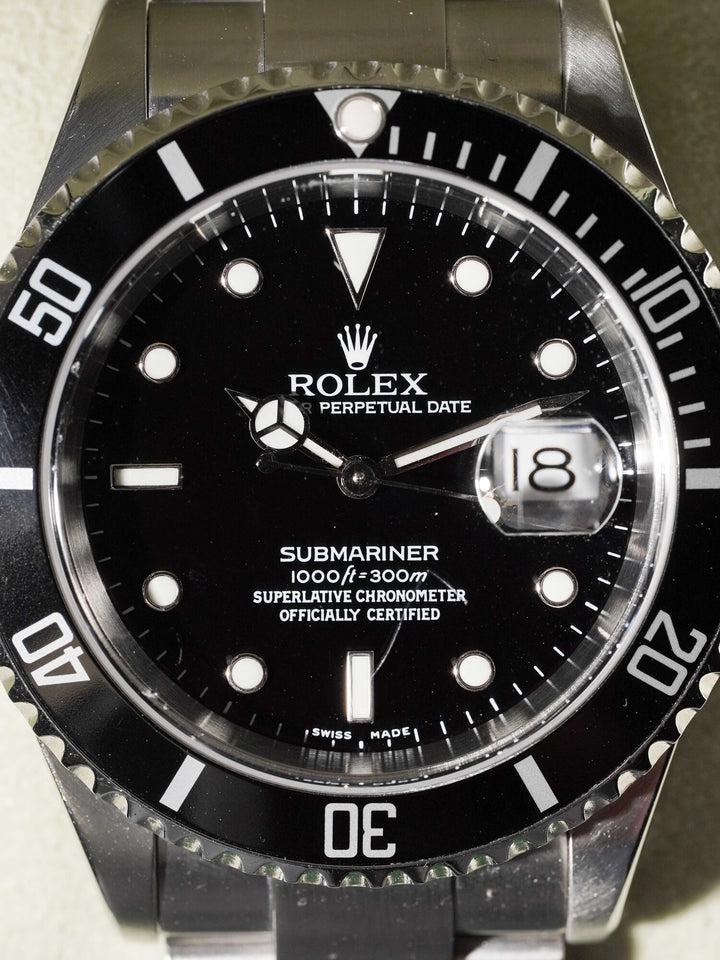 Rolex Submariner Date 16610 - 2003