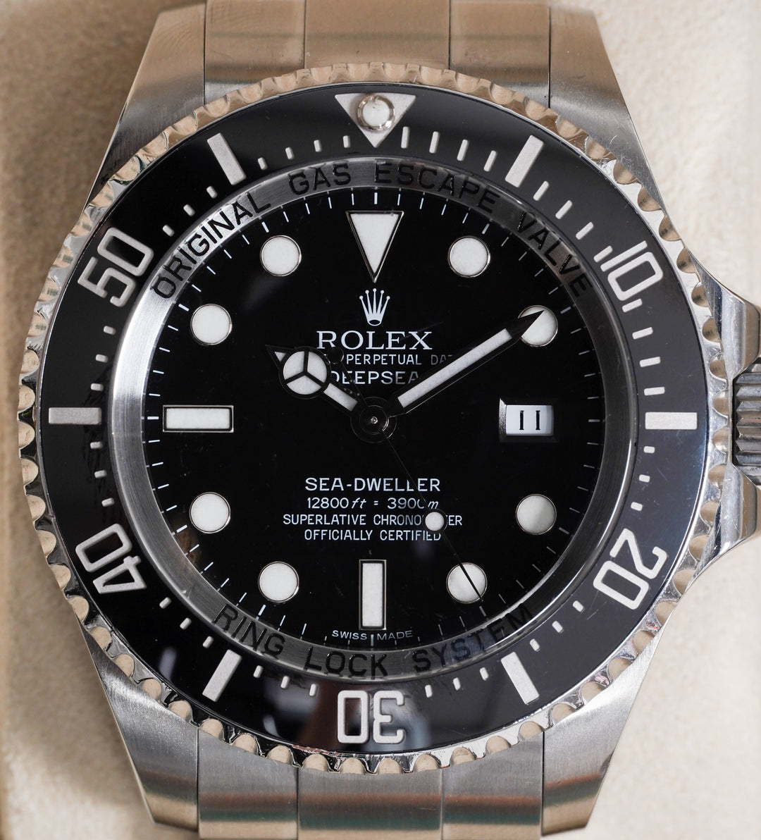 Rolex Sea-Dweller 116660 Black Stainless Steel - 2011
