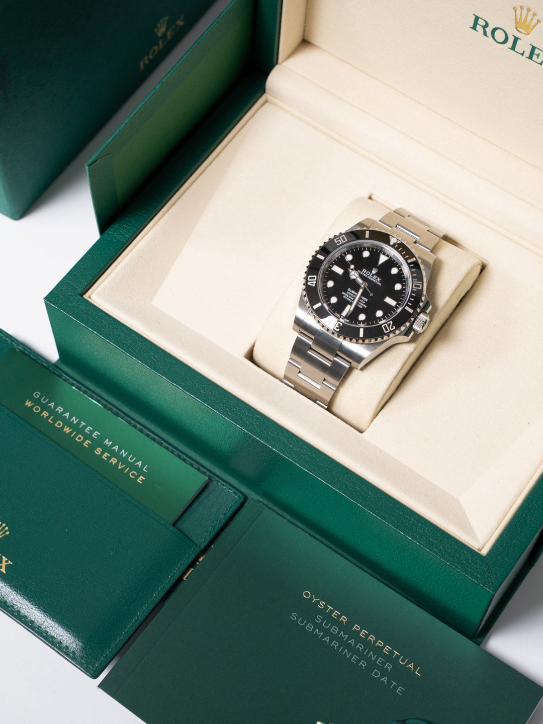 Rolex Submariner 124060 - 2025