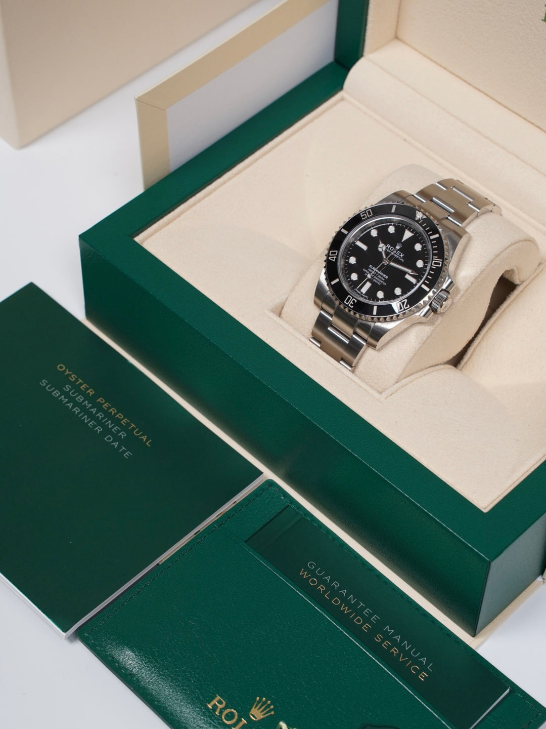 Rolex Submariner 124060 - 2022