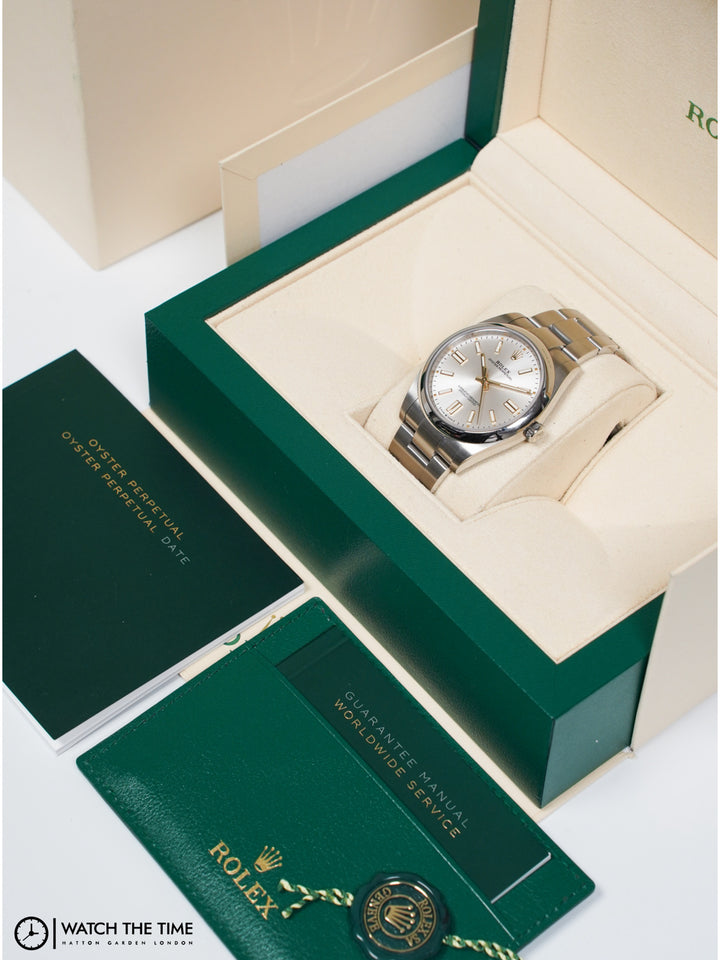 Rolex Oyster 41 Perpetual 124300 Silver Stainless Steel - 2022