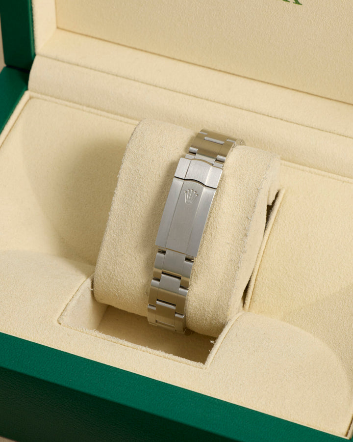 Rolex Oyster Perpetual 31 Beige Stainless Steel  2025 - 277200