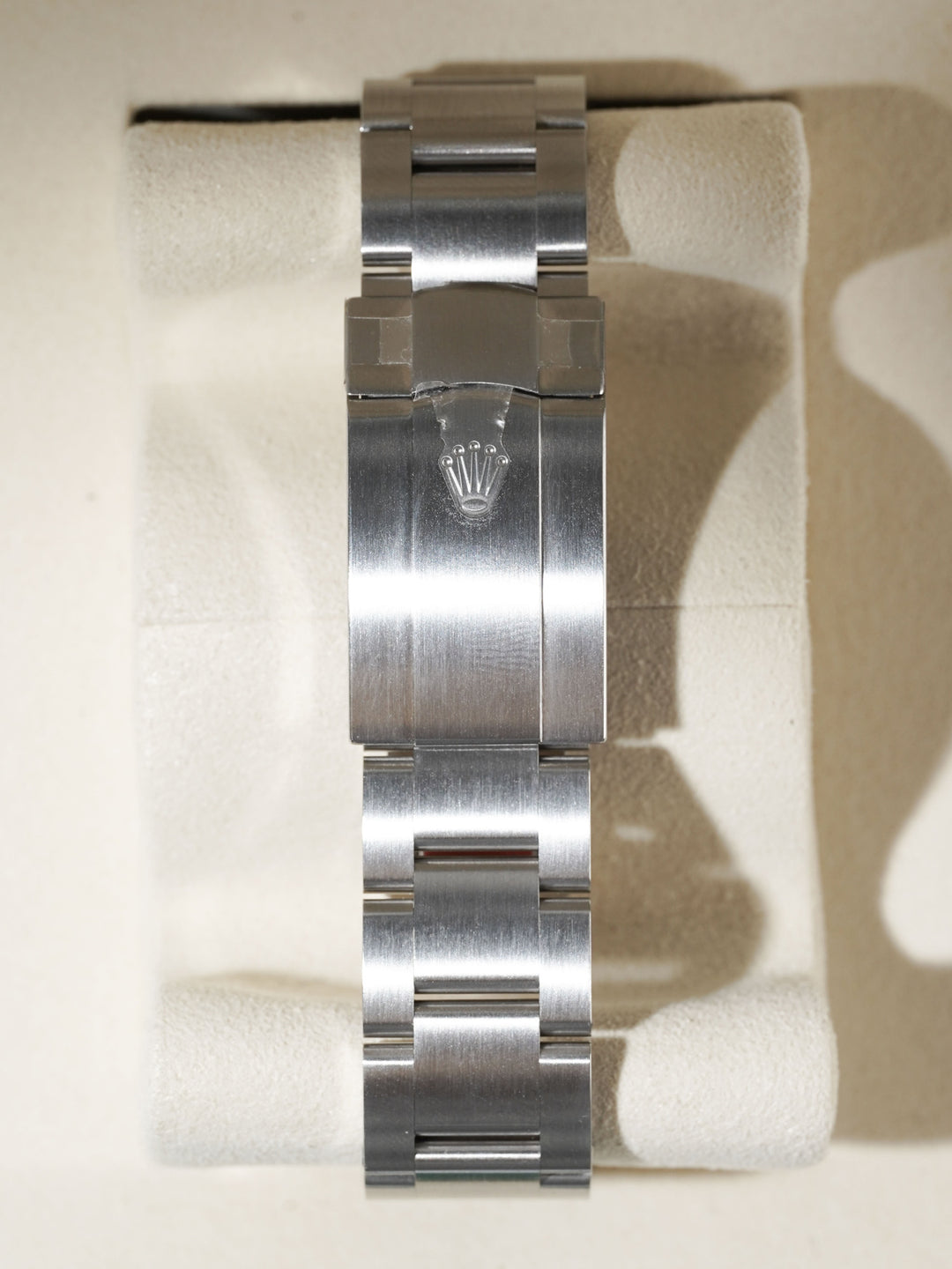 Rolex Oyster Perpetual 134300 - 2026