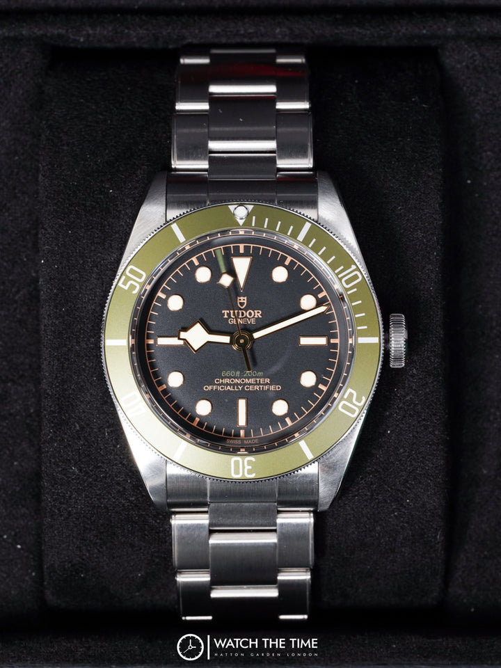 Tudor Back Bay HARRODS 79230G Black Stainless Steel - 2021