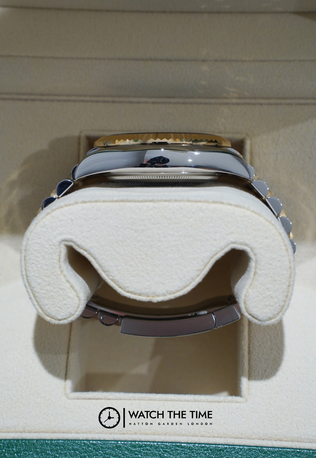 Rolex SkyDweller Black Stainless Steel Yellow Gold 42 mm - 336933 - 2025
